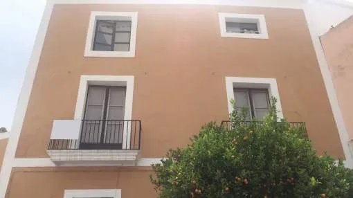 Beautiful old building in the heart of Dalt Vila Beautiful old building in the heart of Dalt Vila